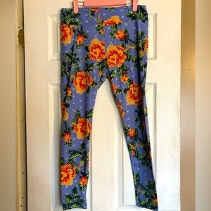 Lularoe Tall and Curvy Leggings